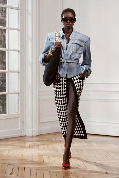 Look 27